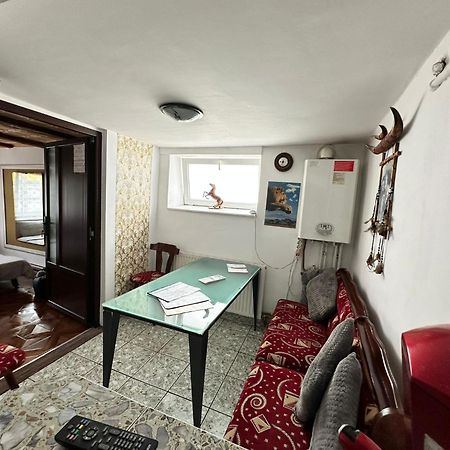 Casa Nicolae Teclu Lägenhet Braşov Exteriör bild